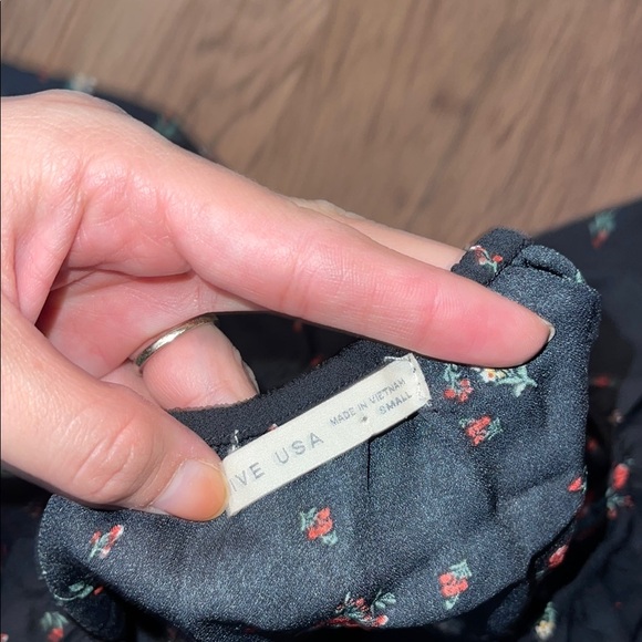 Multicolored Off the Shoulder Puff Sleeve Crop Blouse - Picture 2 of 3